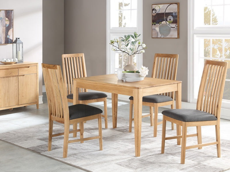 Nova Oak 4ft Set + 4 Chairs