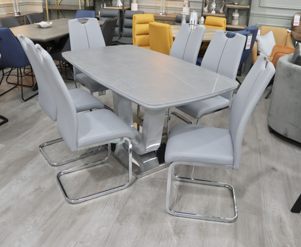 Steen 5ft Dining Set Includes 6 Chairs